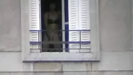 Люди роблять маму по ...