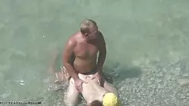 Різдвяна порно сестр ...